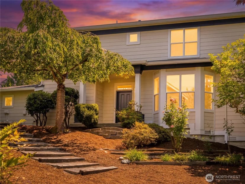 Property photo for 23901 Se 7th Lane, Sammamish