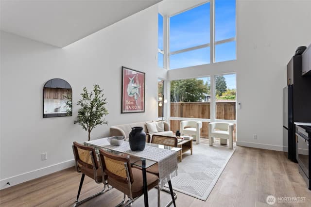 Property photo for 6318 41st Avenue Sw #e5, Seattle photo 4