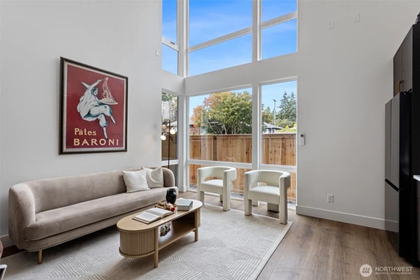 Property photo for 6318 41st Avenue Sw #e5, Seattle photo 5