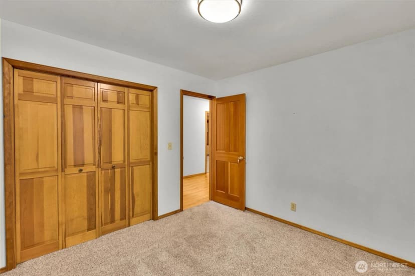 Property photo for 22926 276th Avenue Se, Maple Valley photo 7