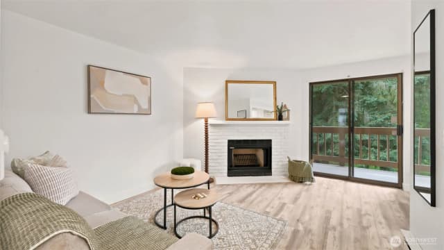 Property photo for 17419 119th Lane Se #e32, Renton photo 3