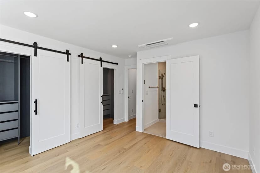 Property photo for 6318 41st Avenue Sw #c3, Seattle photo 15