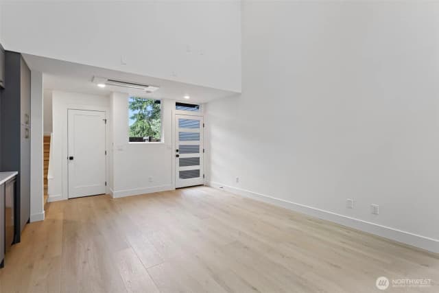 Property photo for 6318 41st Avenue Sw #c3, Seattle photo 5
