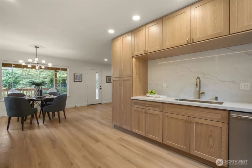 Property photo for 10454 Arrow Point Drive Ne, Bainbridge Island photo 12