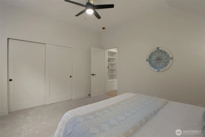 Property photo for 10454 Arrow Point Drive Ne, Bainbridge Island photo 25