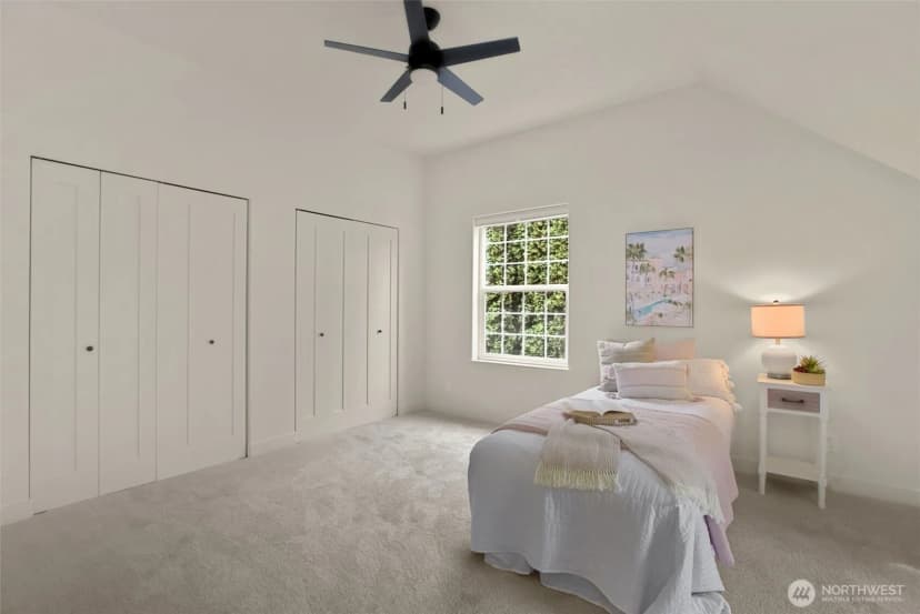 Property photo for 10454 Arrow Point Drive Ne, Bainbridge Island photo 20
