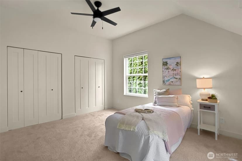 Property photo for 10454 Arrow Point Drive Ne, Bainbridge Island photo 22