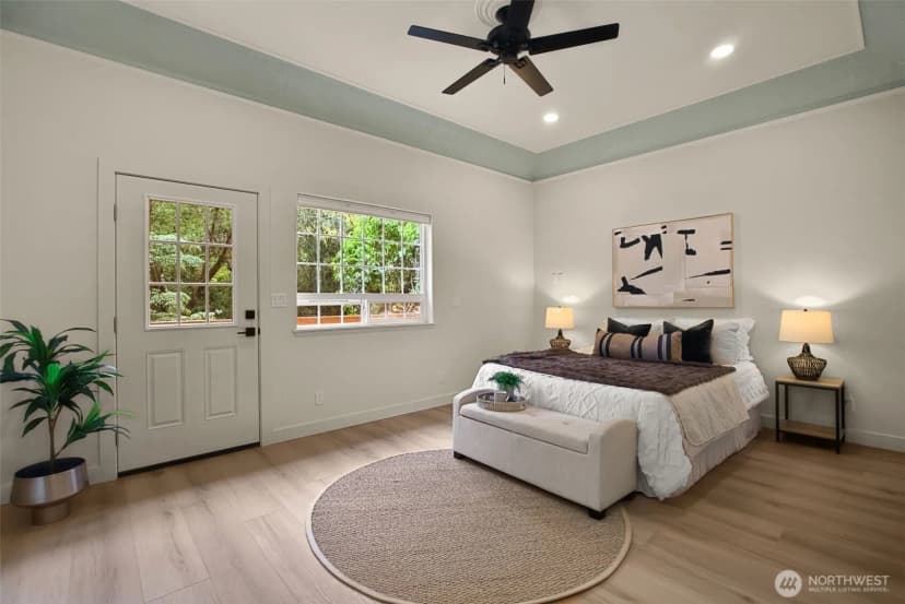 Property photo for 10454 Arrow Point Drive Ne, Bainbridge Island photo 15