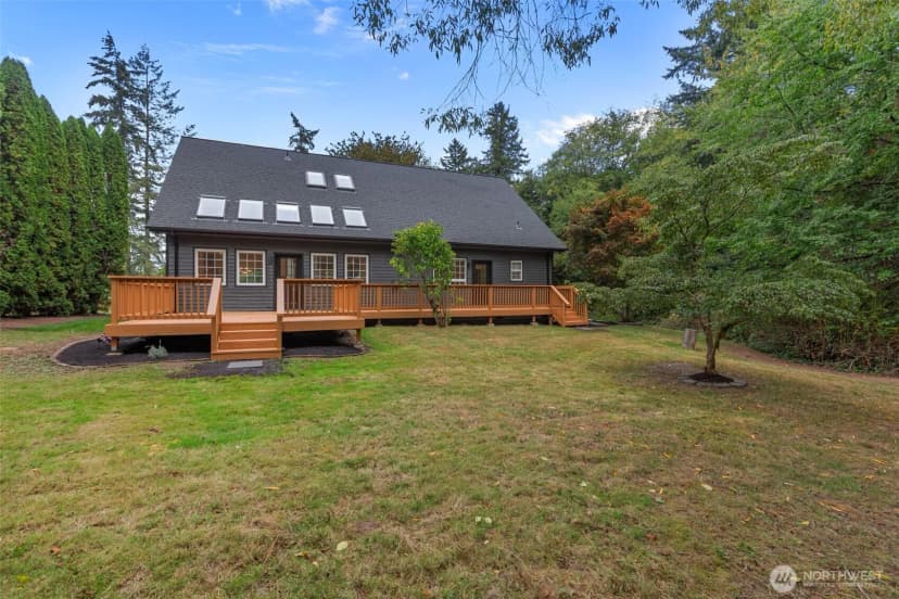 Property photo for 10454 Arrow Point Drive Ne, Bainbridge Island photo 37