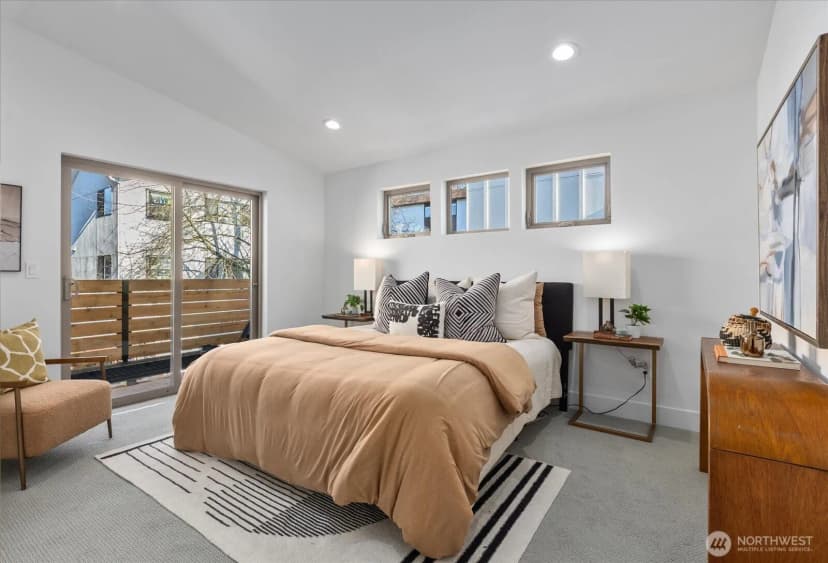 Property photo for 12044 Hiram Place Place Ne #c, Seattle photo 11