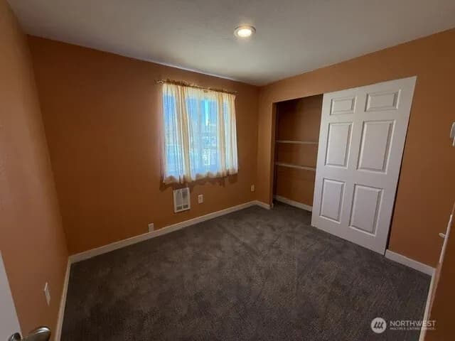 Property photo for 17106 6th Avenue Ct E, Spanaway photo 8