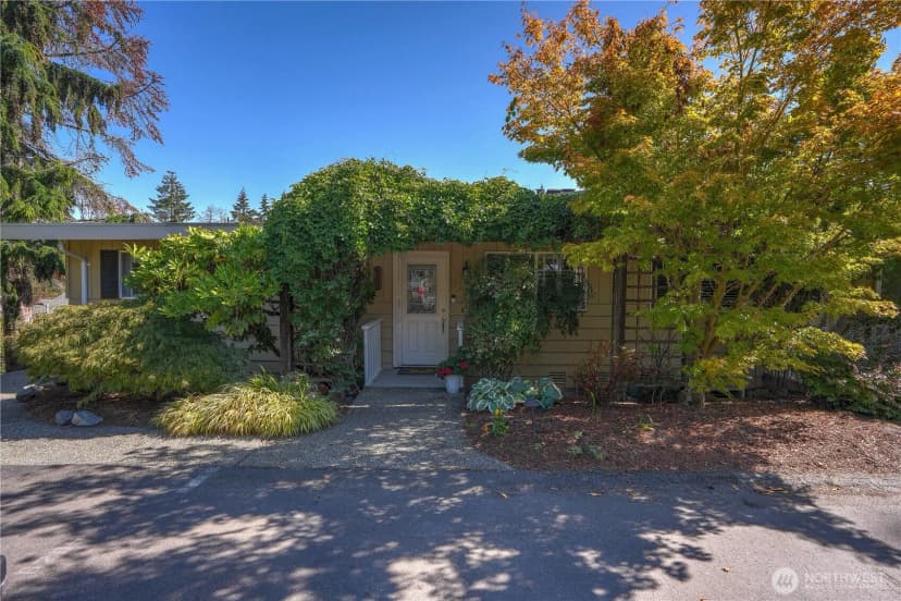 Property photo for 6205 Soundview Drive, Gig Harbor photo 3