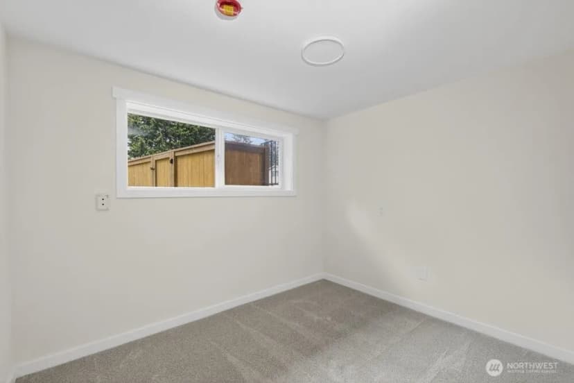 Property photo for 8004 203rd Place Sw, Edmonds photo 25