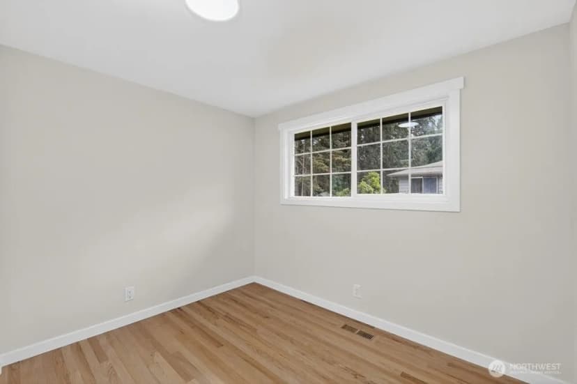 Property photo for 8004 203rd Place Sw, Edmonds photo 19