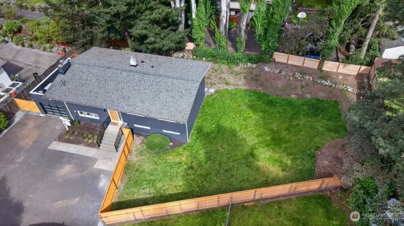Property photo for 8004 203rd Place Sw, Edmonds photo 36