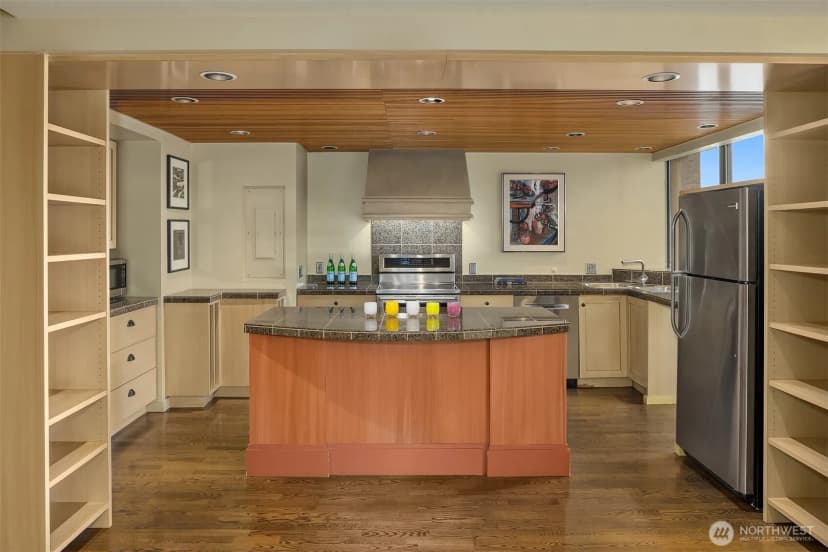 Property photo for 1620 43rd Avenue E #5c, Seattle photo 11