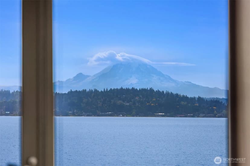 Property photo for 1620 43rd Avenue E #5c, Seattle photo 17