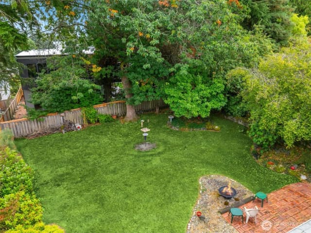 Property photo for 1652 104th Avenue Se, Bellevue photo 3
