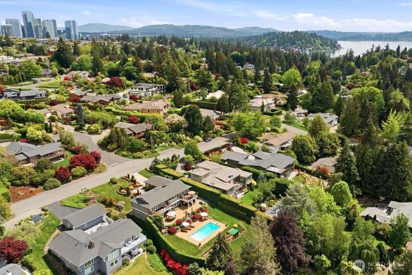 Property photo for 1441 88th Avenue Ne, Clyde Hill