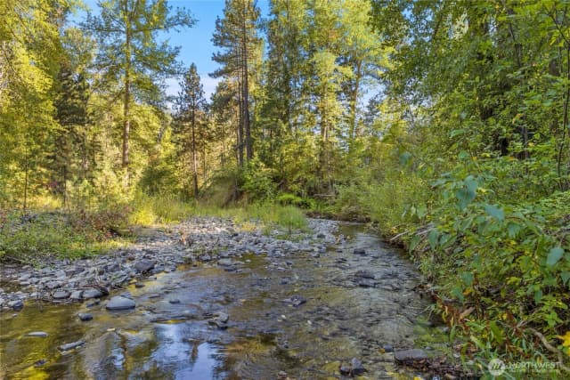 Property photo for 356 Swauk Creek Lane, Cle Elum photo 3