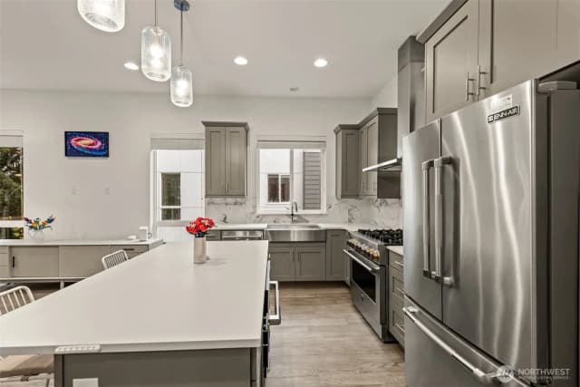 Property photo for 1118 124th Ct Ne #g2, Bellevue photo 3