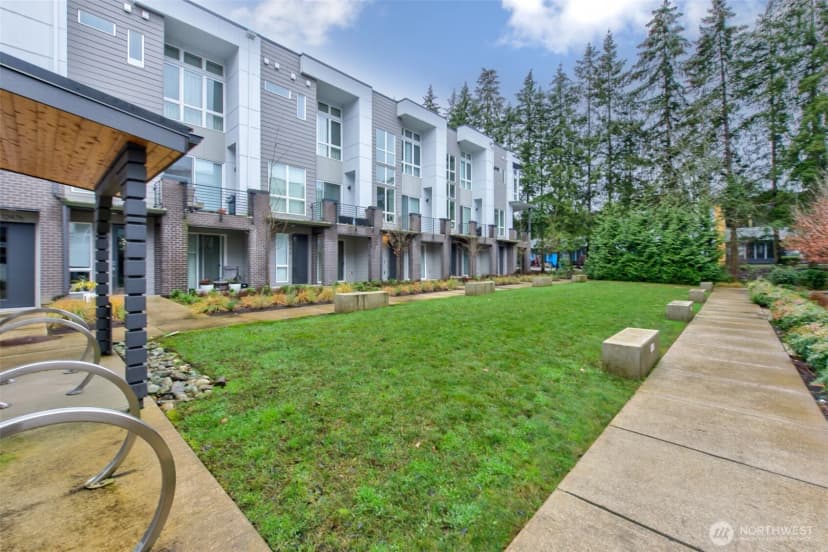Property photo for 1118 124th Ct Ne #g2, Bellevue photo 19