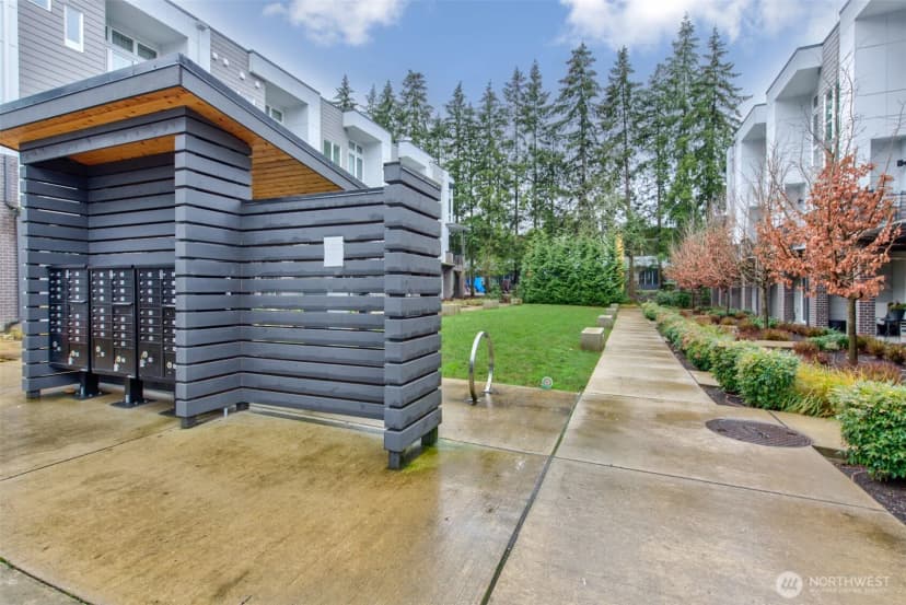 Property photo for 1118 124th Ct Ne #g2, Bellevue photo 18