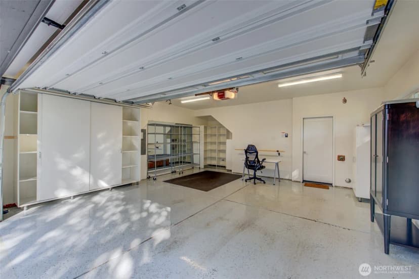 Property photo for 1118 124th Ct Ne #g2, Bellevue photo 15