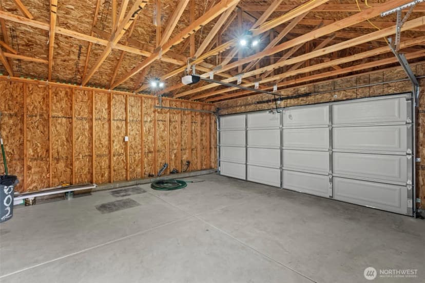 Property photo for 520 3rd Avenue Ne, Puyallup photo 31