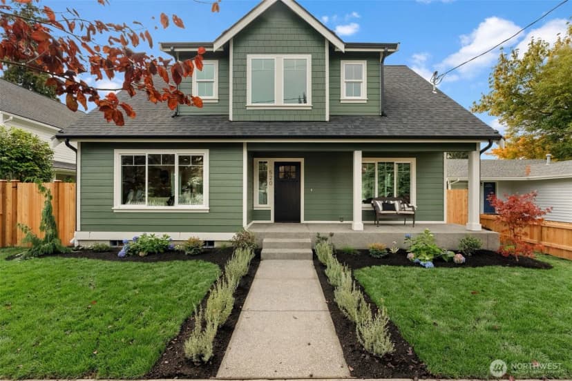 Property photo for 520 3rd Avenue Ne, Puyallup