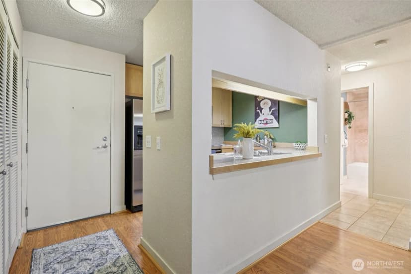 Property photo for 275 W Roy Street #114, Seattle photo 5