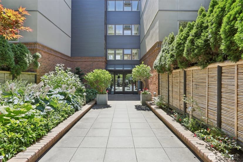 Property photo for 275 W Roy Street #114, Seattle