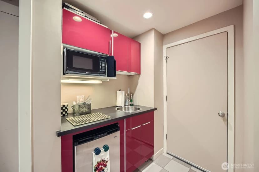 Property photo for 275 W Roy Street #114, Seattle photo 28