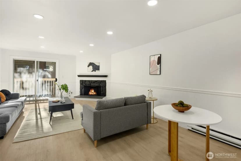 Property photo for 14527 Ne 40th Street #g104, Bellevue photo 8