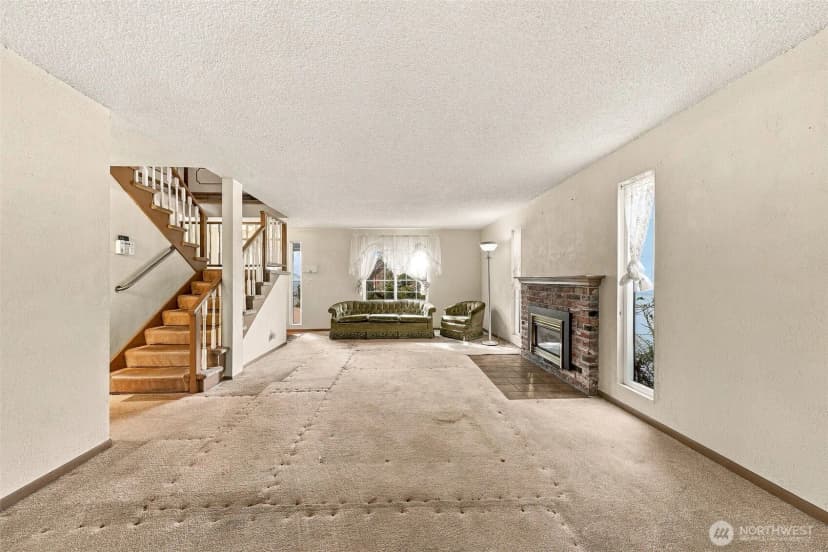 Property photo for 28807 20th Place Se, Federal Way photo 4