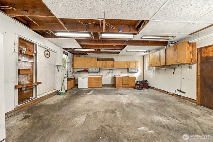 Property photo for 28807 20th Place Se, Federal Way photo 18