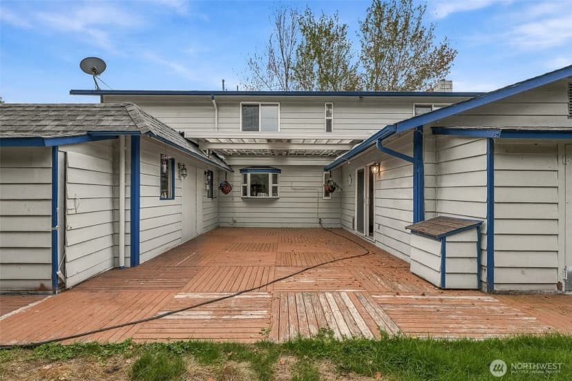 Property photo for 28807 20th Place Se, Federal Way photo 23
