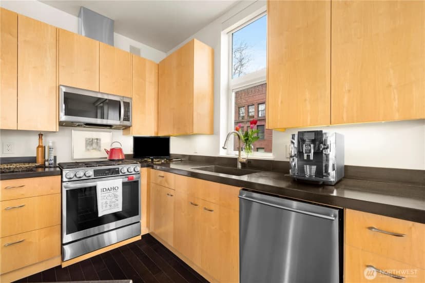 Property photo for 303 E Pike Street #503, Seattle photo 16
