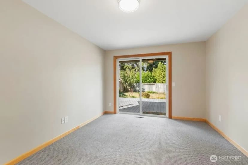 Property photo for 8622 Ne 139th Street, Kirkland photo 16