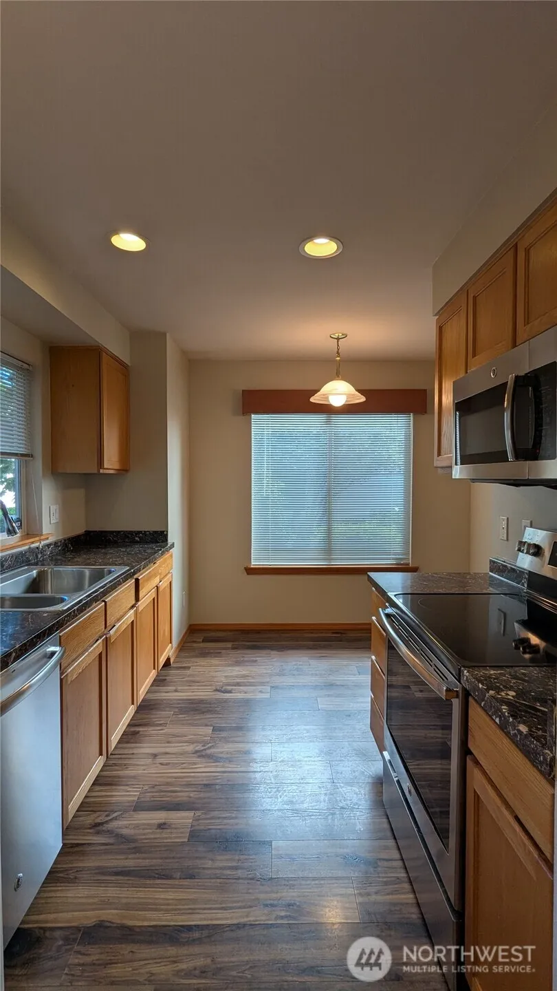 Property photo for 830 115th Street Sw #a-2, Everett photo 9