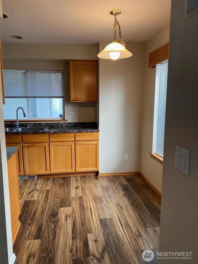 Property photo for 830 115th Street Sw #a-2, Everett photo 11