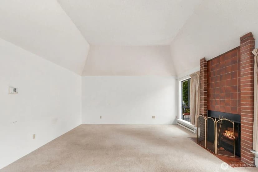 Property photo for 1622 103rd Place Ne #l3, Bellevue photo 14