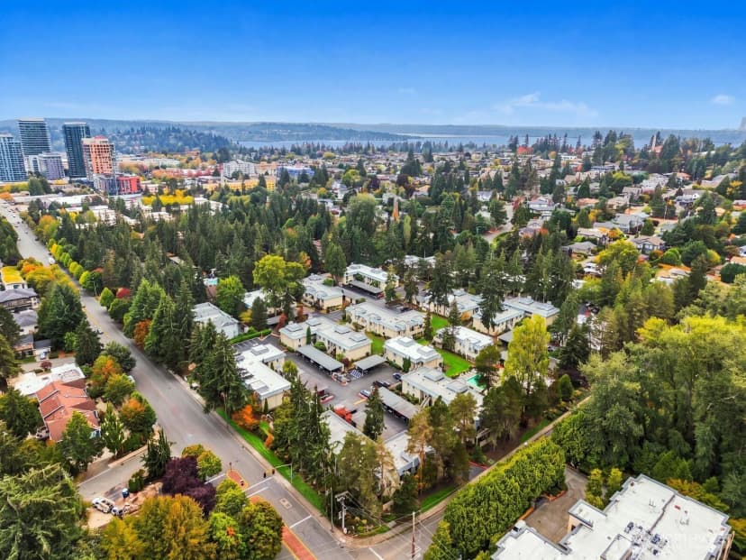 Property photo for 1622 103rd Place Ne #l3, Bellevue photo 36