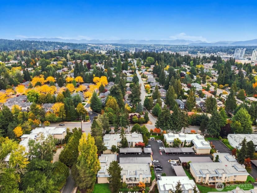 Property photo for 1622 103rd Place Ne #l3, Bellevue photo 34