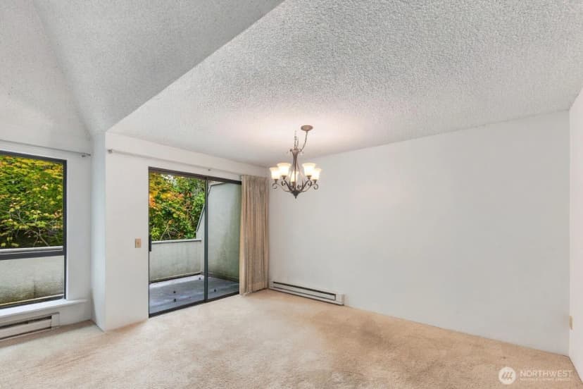 Property photo for 1622 103rd Place Ne #l3, Bellevue photo 12