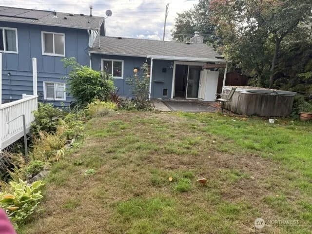Property photo for 11043 14th Ave S, Seattle photo 16