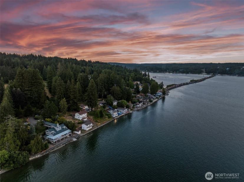 Property photo for 7928 State Route 302 Nw, Gig Harbor photo 4