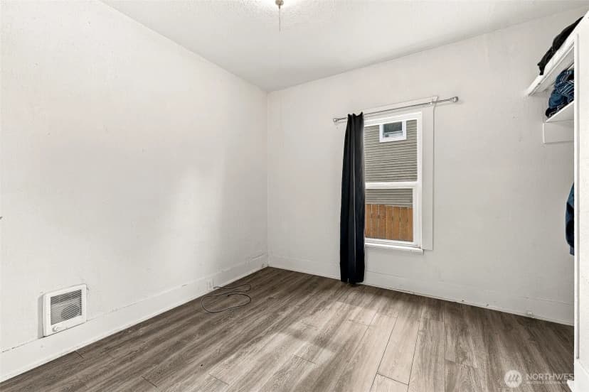 Property photo for 5402 S K Street, Tacoma photo 11