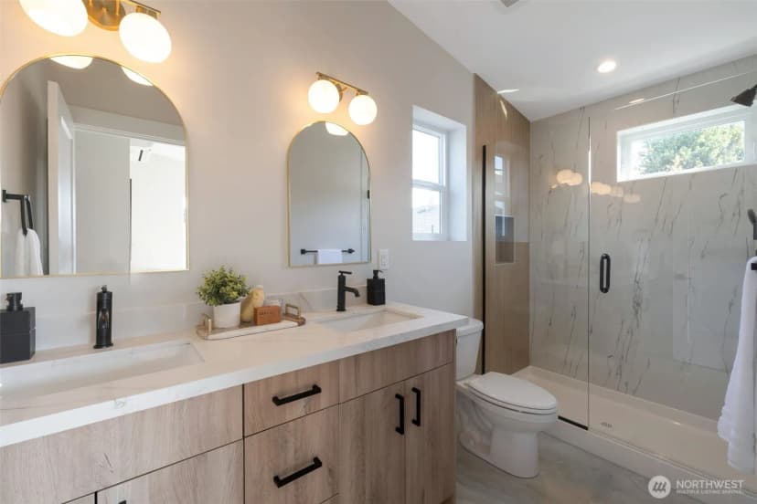 Property photo for 1603 Sw Kenyon Street, Seattle photo 11