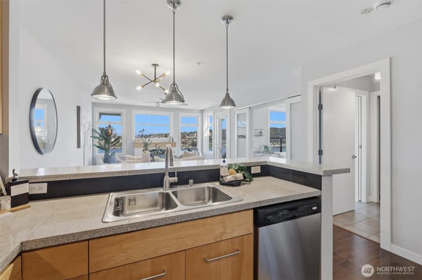 Property photo for 655 Crockett Street #a408, Seattle photo 11